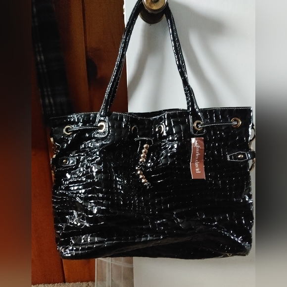 Charles David Embossed Caroline Bag Black NWT - Picture 3 of 11